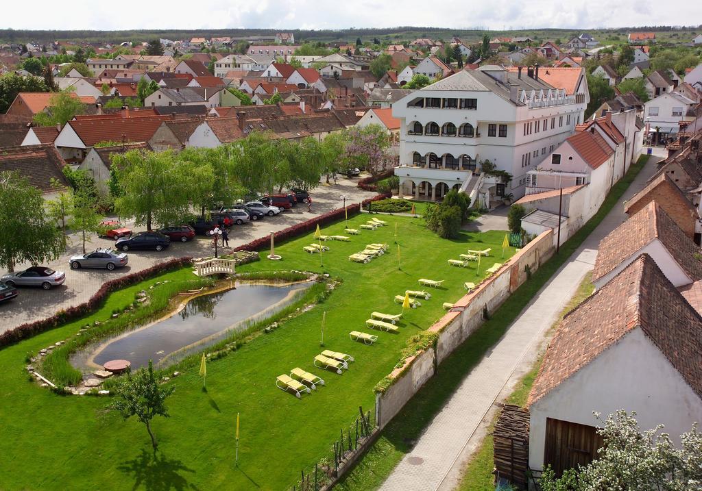 Das-Schmidt Privathotel Moerbisch Am See Exterior photo